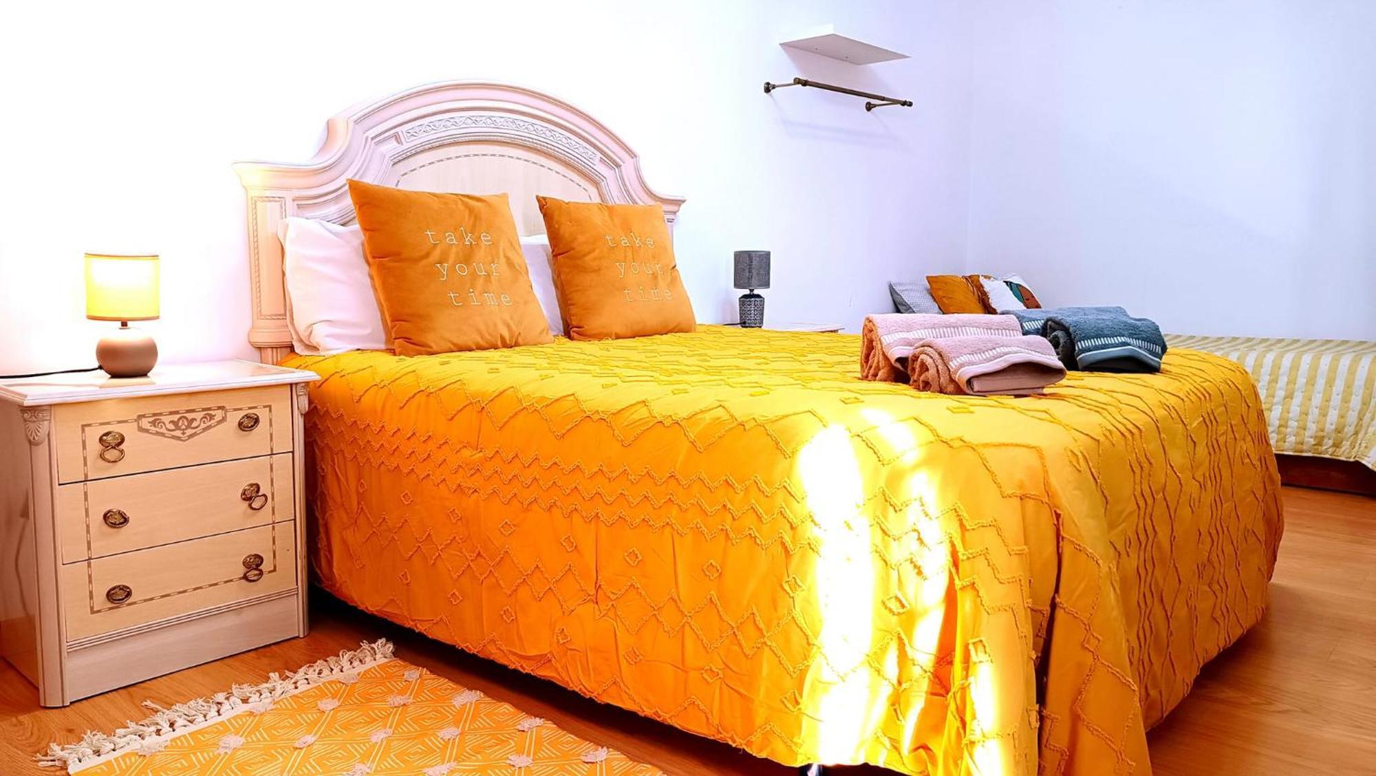 Apartment No Centro, Junto A Avenida Da Liberdade - 1 Drt *